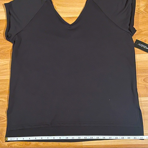 NWT- BLACK -IDEOLOGY V-BACK TEE SHIRT - Picture 6 of 9